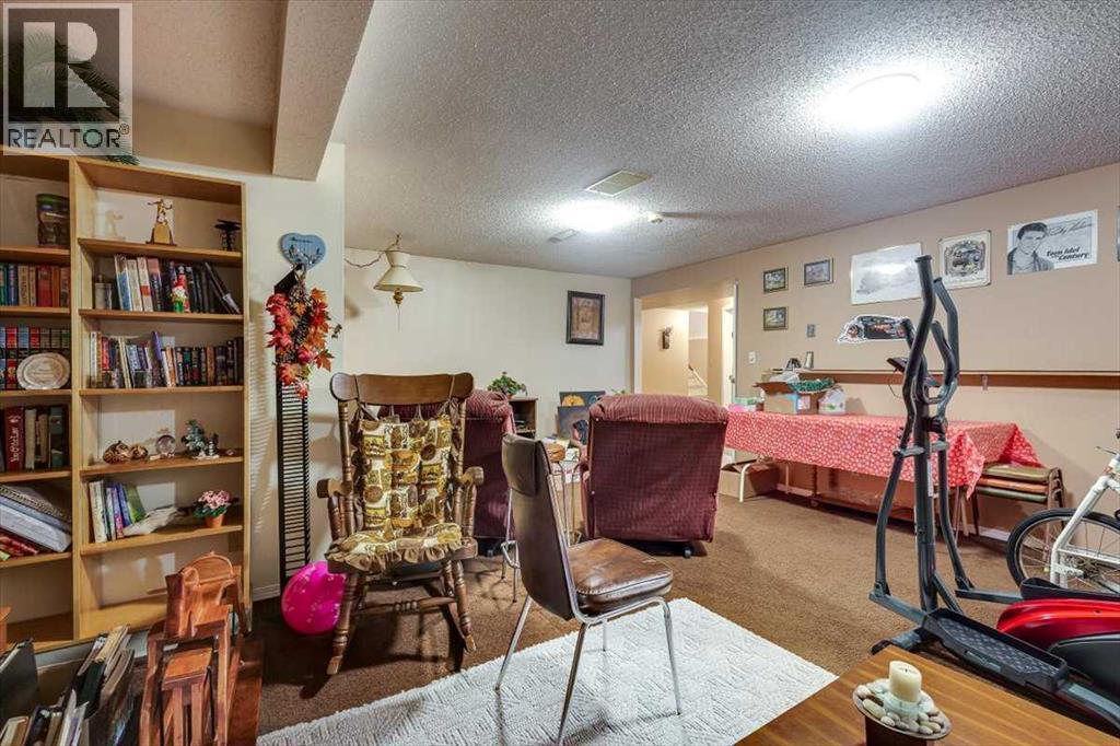 57 Mcdougall Crescent, Red Deer, Alberta  T4R 1T2 - Photo 36 - A2273929