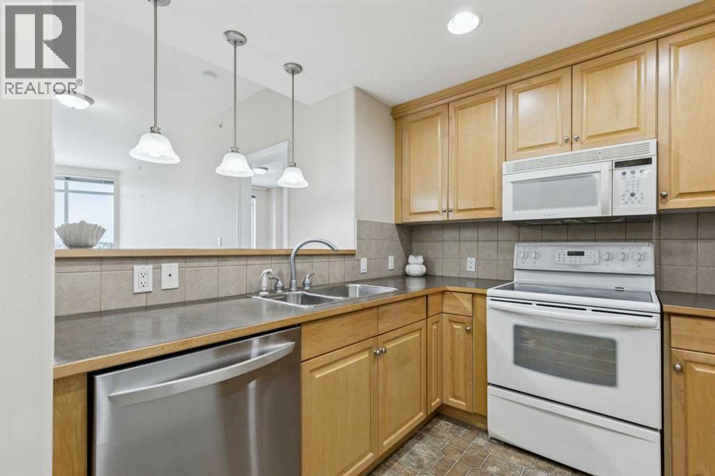 705, 1726 14 Avenue Nw, Calgary, Alberta  T2N 4Y8 - Photo 4 - A2282485