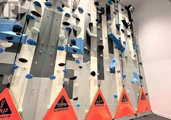 1308 - 2 Augusta Avenue, Toronto, Ontario  M5V 0T3 - Photo 15 - C12745936