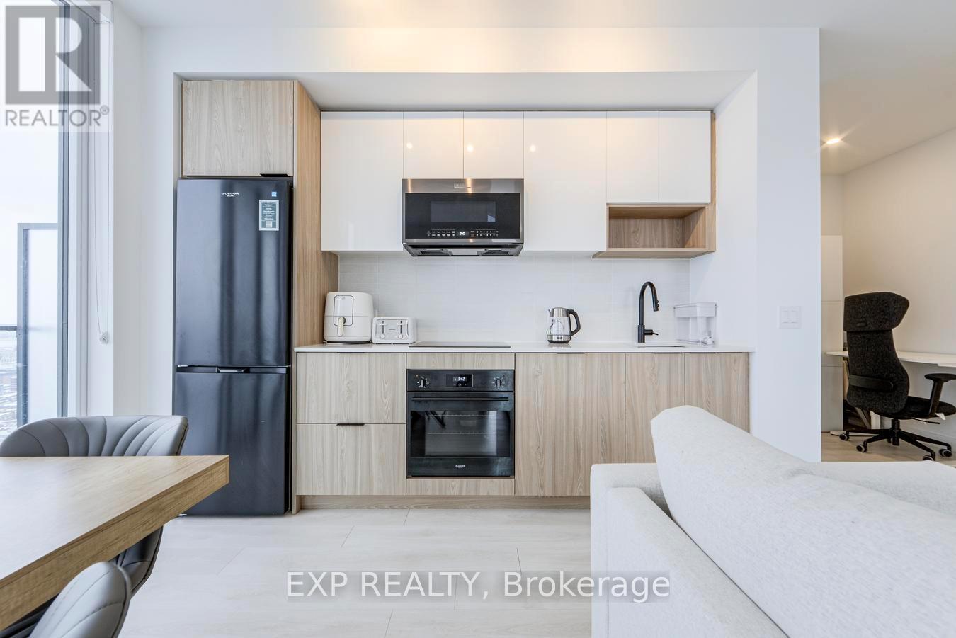 Lp02 - 5 Defries Street, Toronto, Ontario  M5A 0W7 - Photo 15 - C12745946