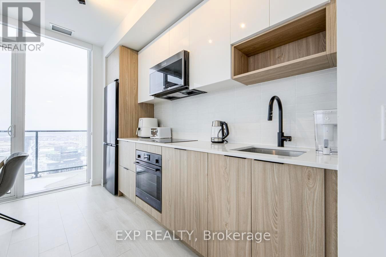 Lp02 - 5 Defries Street, Toronto, Ontario  M5A 0W7 - Photo 17 - C12745946