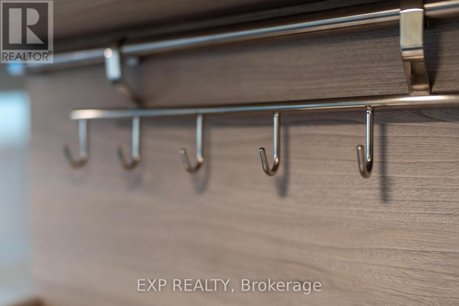 2206 - 28 Ann Street, Mississauga, Ontario  L5G 3G1 - Photo 13 - W12745948