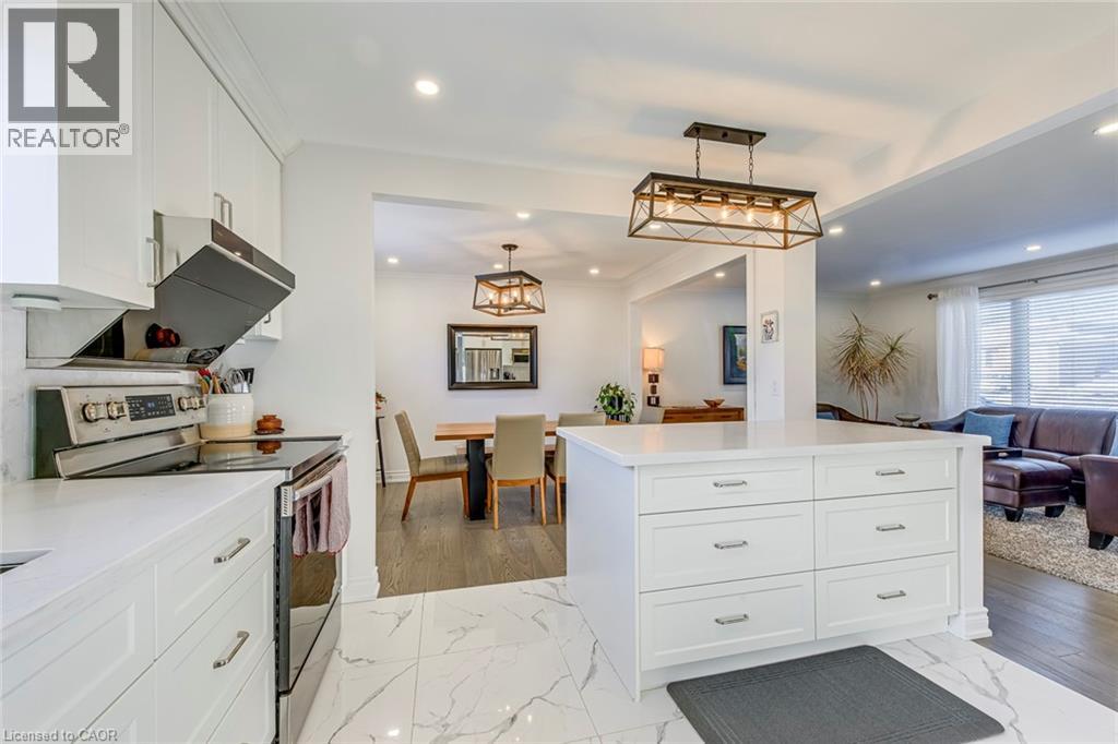 419 Yale Crescent, Oakville, Ontario  L6L 3L7 - Photo 16 - 40802136