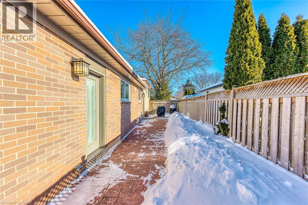 419 Yale Crescent, Oakville, Ontario  L6L 3L7 - Photo 33 - 40802136
