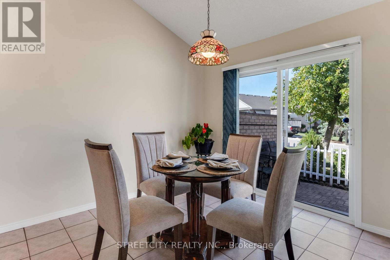 34 - 861 Shelborne Street, London South, Ontario  N5Z 5C5 - Photo 4 - X12745980