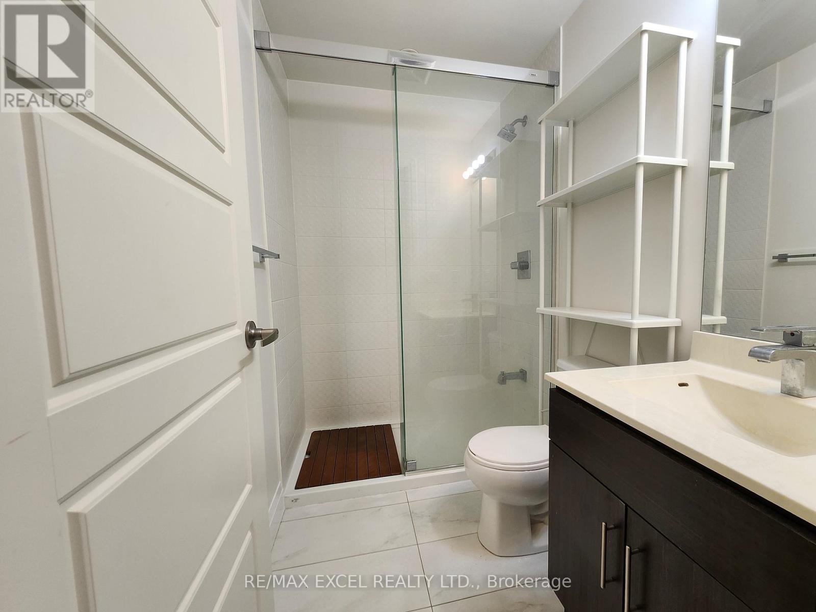 1105 - 68 Canterbury Place, Toronto, Ontario  M2N 0H8 - Photo 3 - C12499202