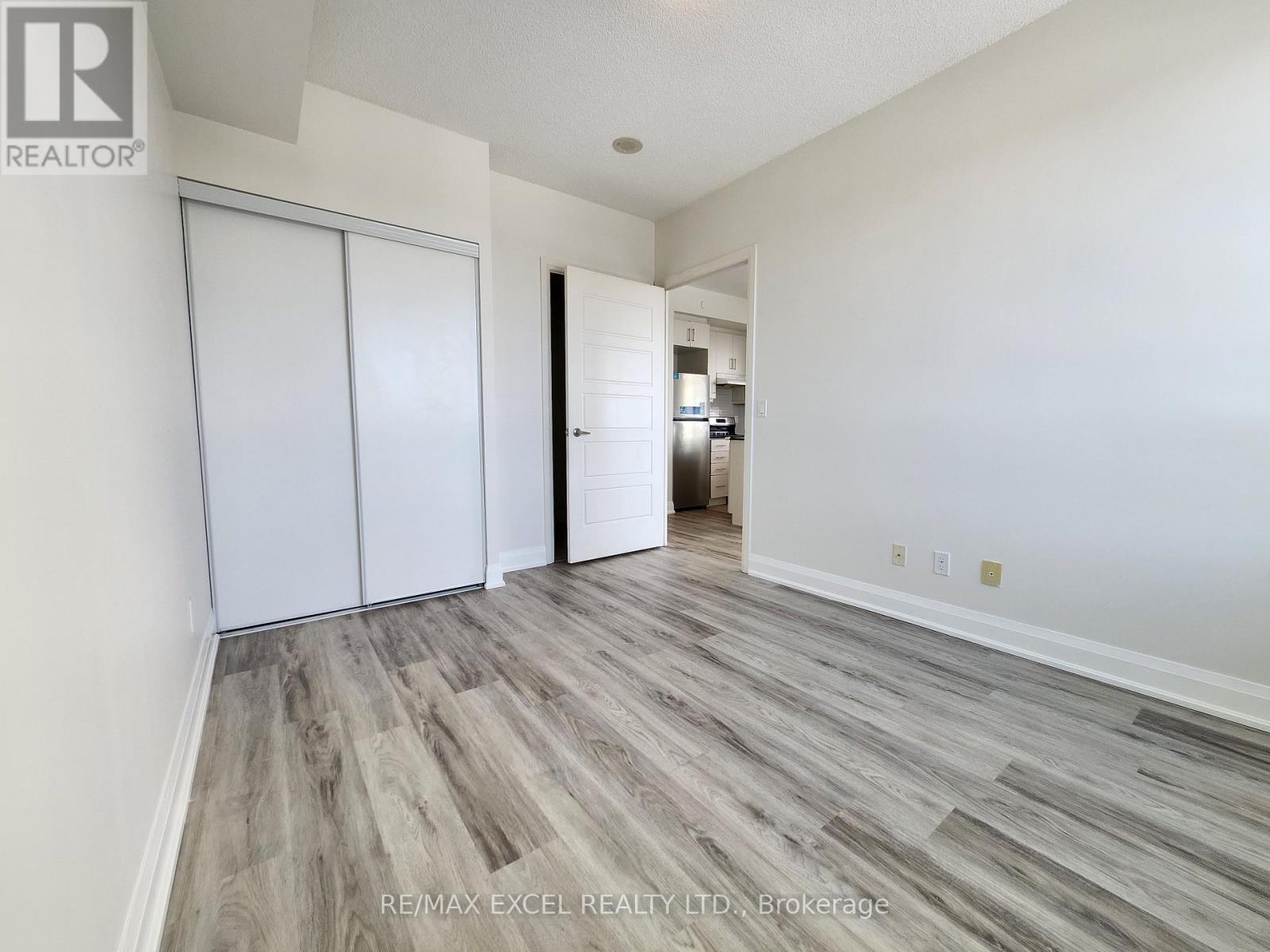 1105 - 68 Canterbury Place, Toronto, Ontario  M2N 0H8 - Photo 6 - C12499202