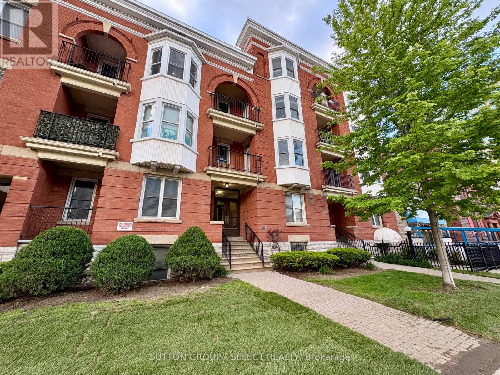 103 - 440 WELLINGTON STREET, London East, Ontario