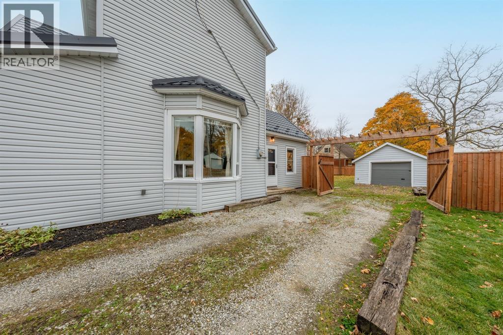 4109 Glenview Road, Petrolia, Ontario  N0N 1R0 - Photo 32 - 26002077