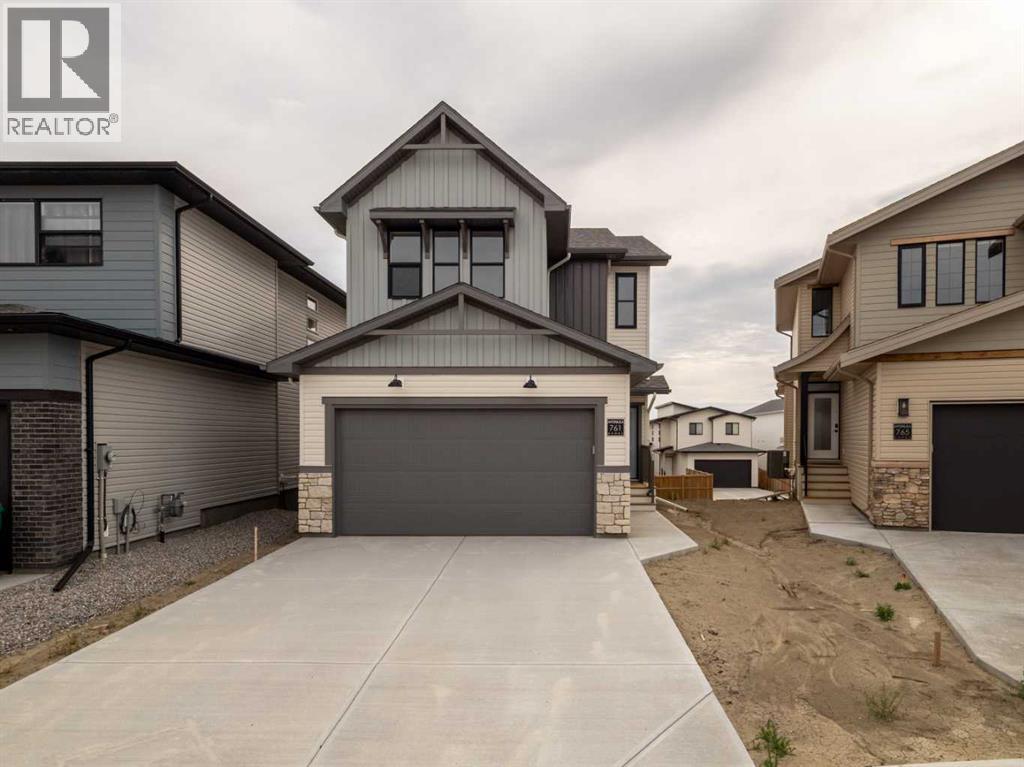 761 Violet Place W, Lethbridge, Alberta  T1J 5V1 - Photo 2 - A2175343