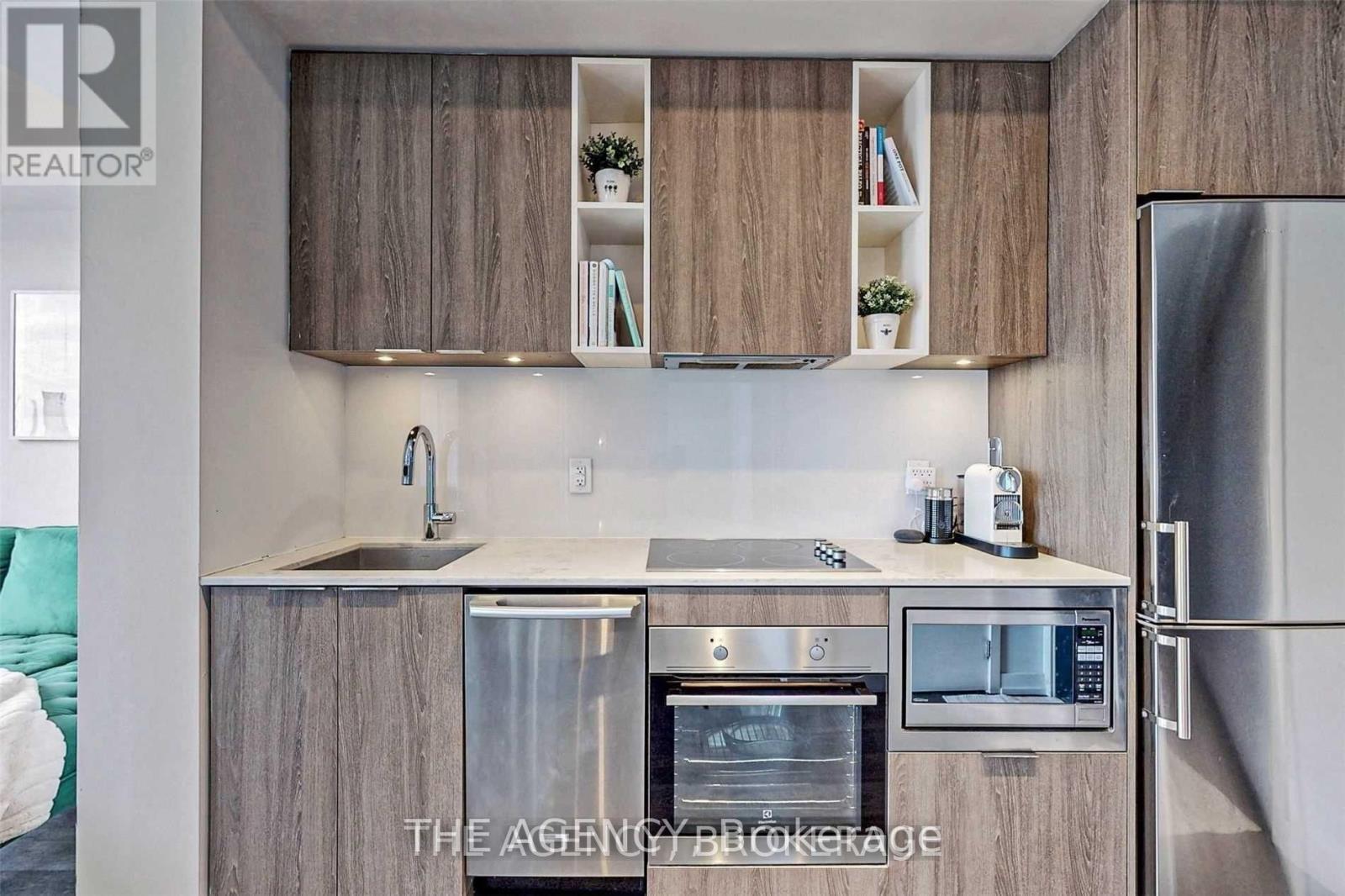 1003 - 200 Sackville Street, Toronto (Regent Park), Ontario  M5A 0B9 - Photo 8 - C12745964