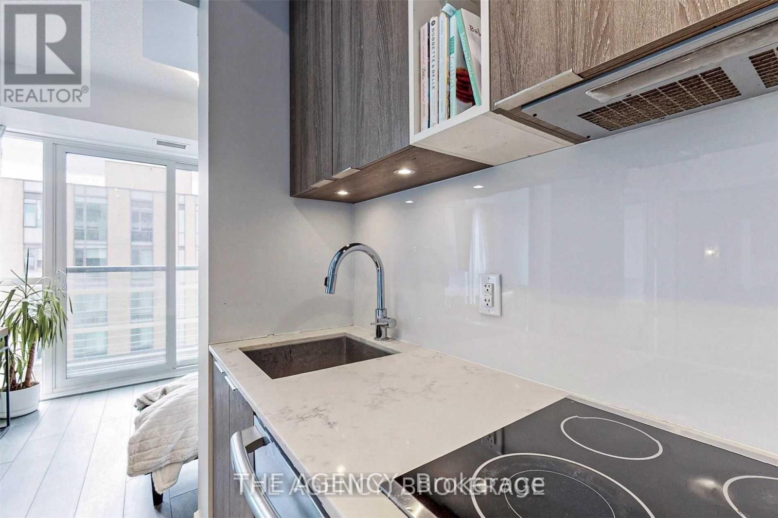 1003 - 200 Sackville Street, Toronto (Regent Park), Ontario  M5A 0B9 - Photo 9 - C12745964