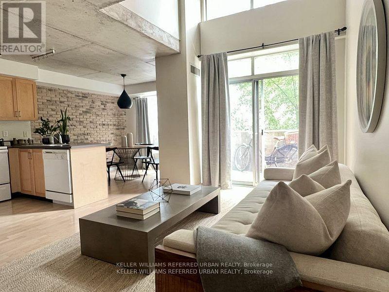 209 - 800 King Street W, Toronto (Niagara), Ontario  M5V 3M7 - Photo 2 - C12745990