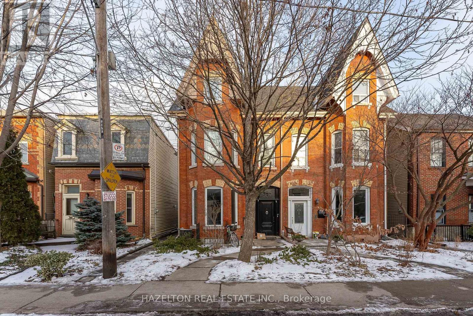 MAIN - 13 FENNINGS STREET, toronto (trinity-bellwoods), Ontario