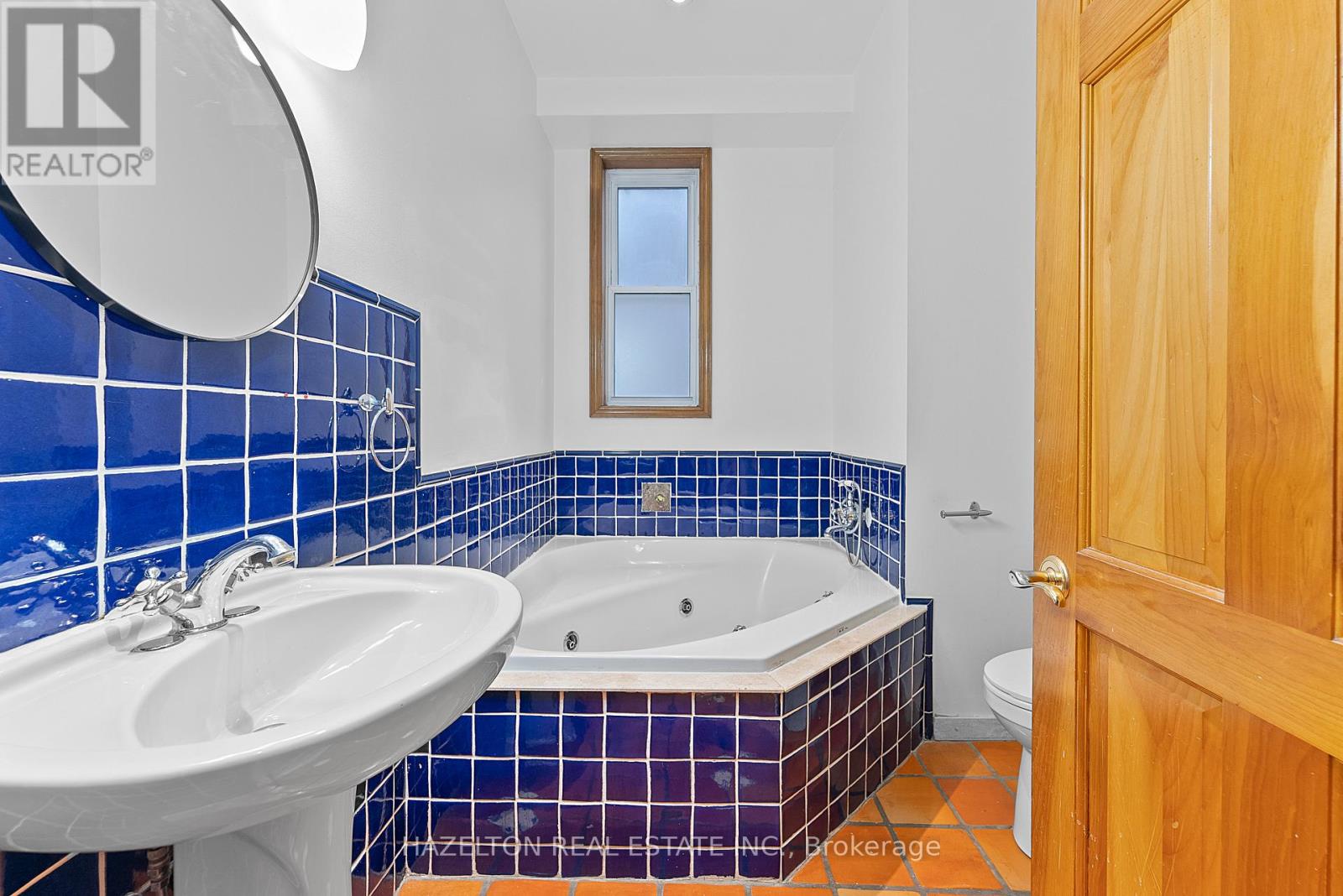 Main - 13 Fennings Street, Toronto (Trinity-Bellwoods), Ontario  M6J 3B9 - Photo 17 - C12746012