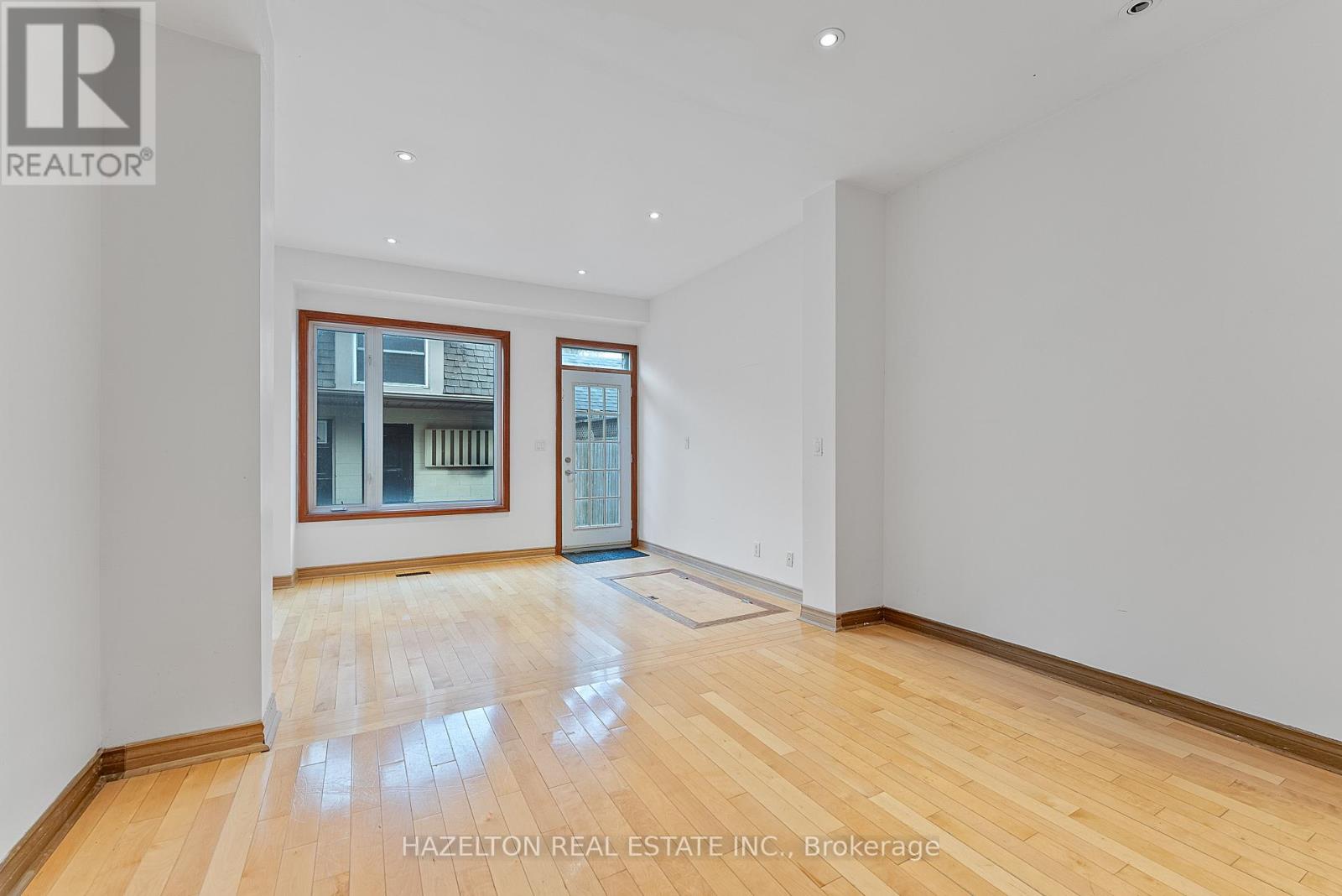 Main - 13 Fennings Street, Toronto (Trinity-Bellwoods), Ontario  M6J 3B9 - Photo 22 - C12746012