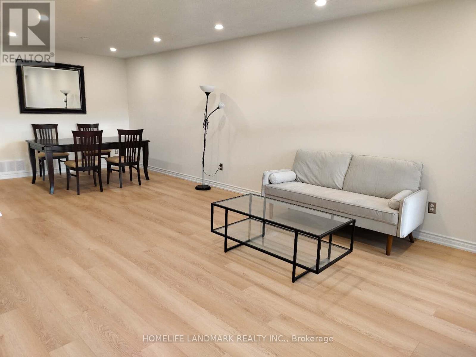 Upper - 2527 Kingsberry Crescent, Mississauga (Cooksville), Ontario  L5B 2K7 - Photo 3 - W12745620