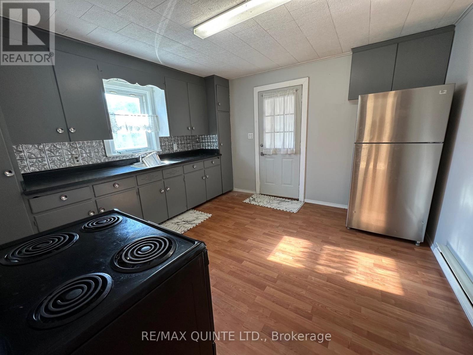 8 Butler Street E, Brighton, Ontario  K0K 1H0 - Photo 8 - X12489526