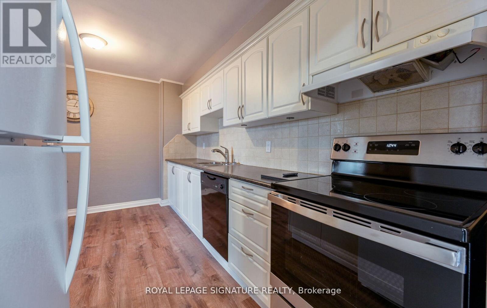 2003 - 714 The West Mall, Toronto (Eringate-Centennial-West Deane), Ontario  M9C 4X1 - Photo 22 - W12745994