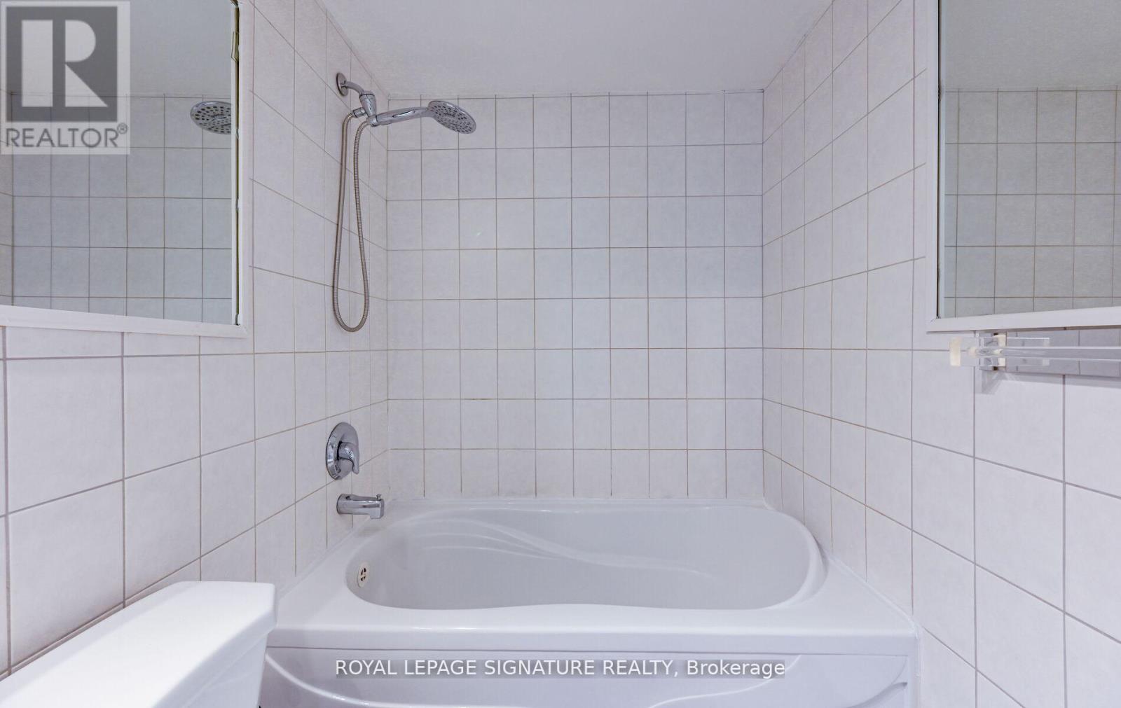 2003 - 714 The West Mall, Toronto (Eringate-Centennial-West Deane), Ontario  M9C 4X1 - Photo 27 - W12745994