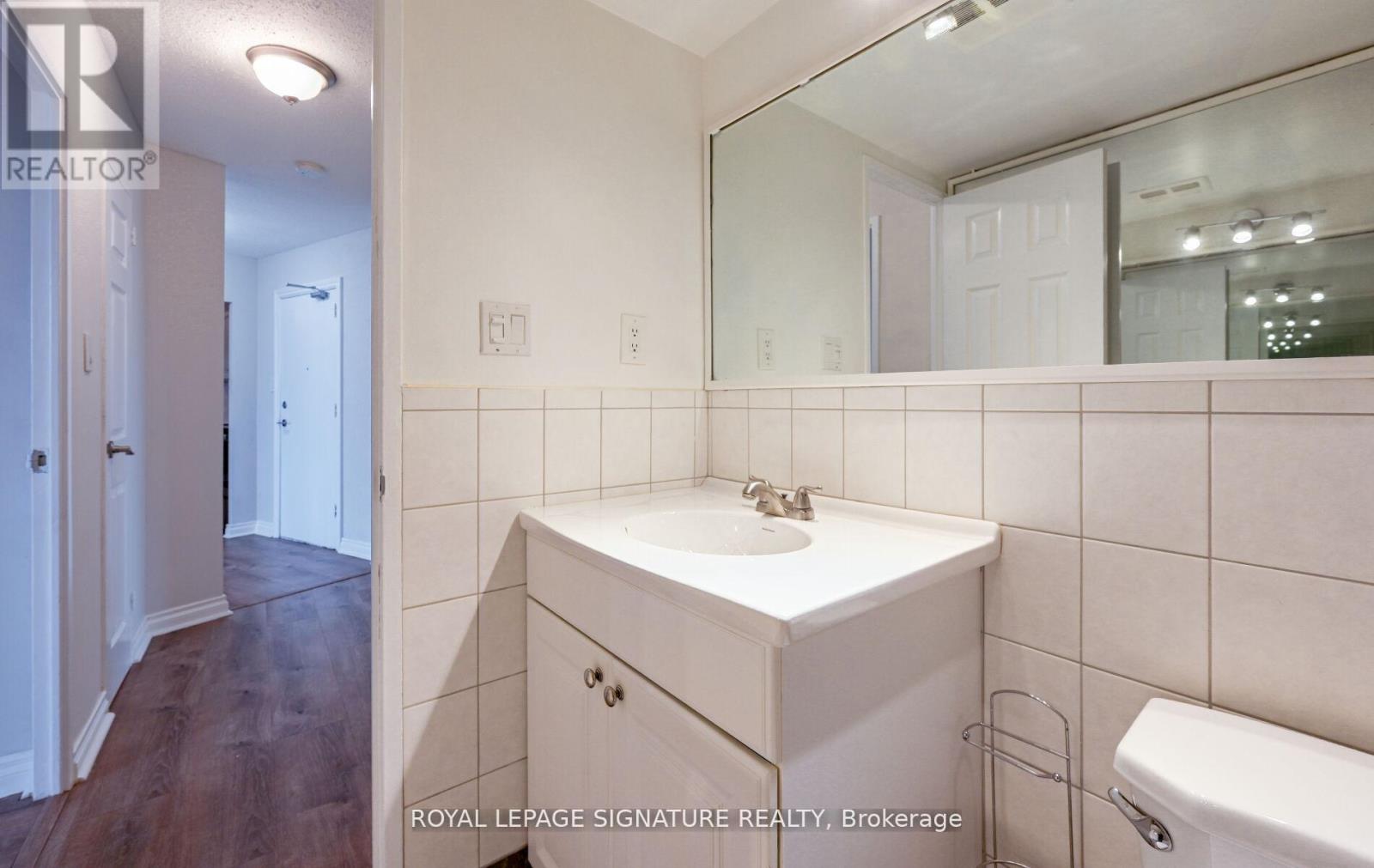 2003 - 714 The West Mall, Toronto (Eringate-Centennial-West Deane), Ontario  M9C 4X1 - Photo 28 - W12745994