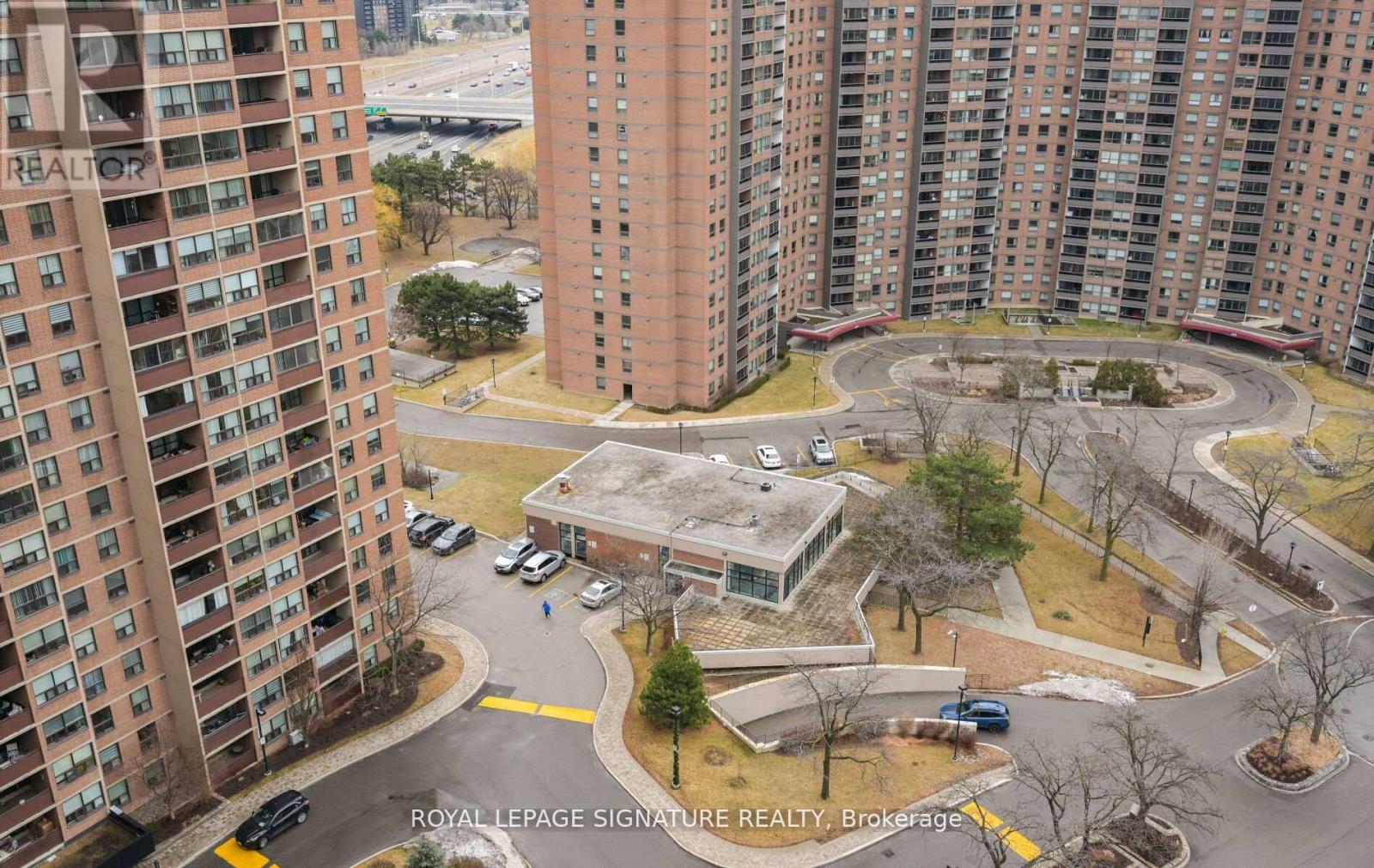 2003 - 714 The West Mall, Toronto (Eringate-Centennial-West Deane), Ontario  M9C 4X1 - Photo 40 - W12745994