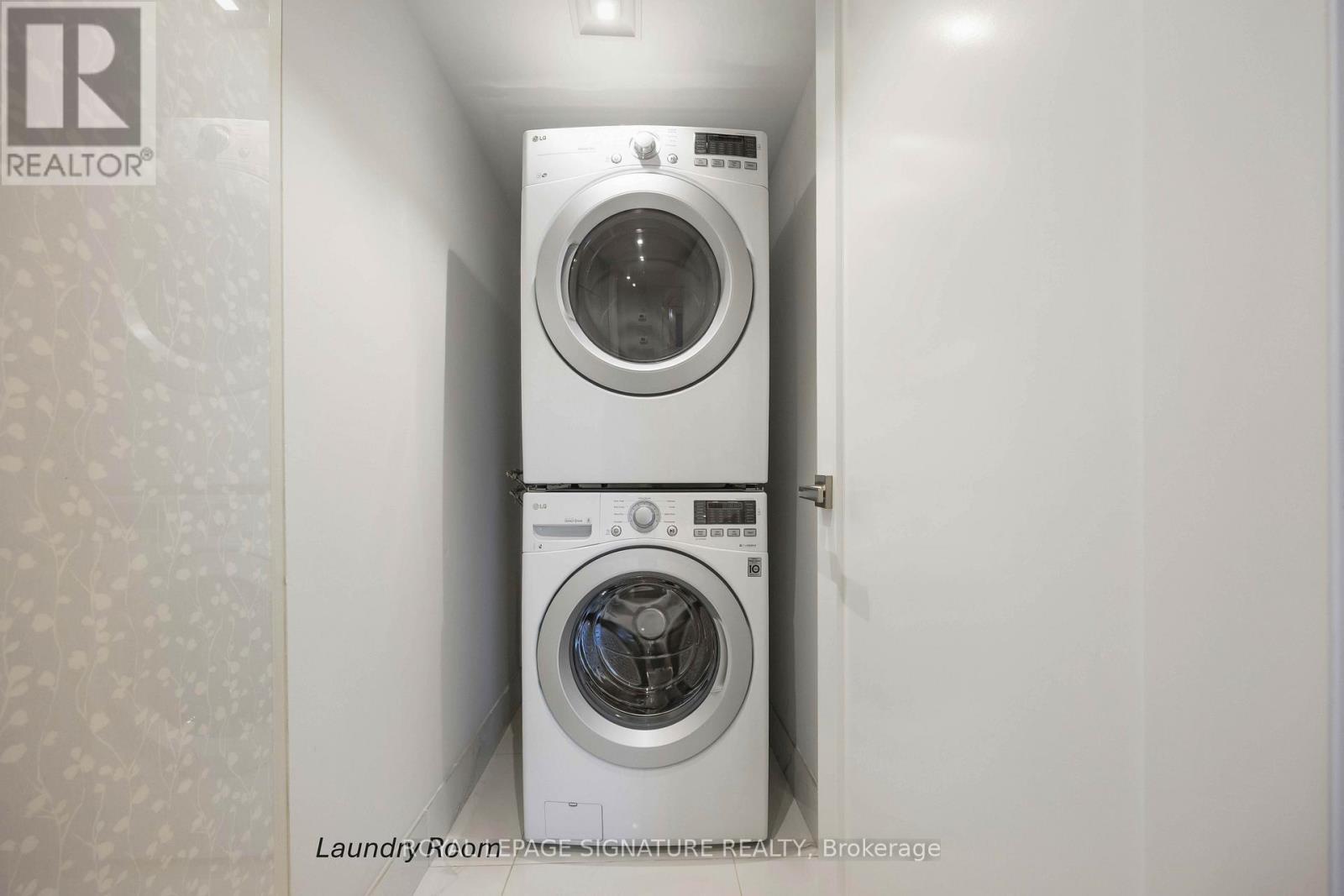 2904 - 2045 Lakeshore Boulevard W, Toronto, Ontario  M8V 2Z6 - Photo 32 - W12746006