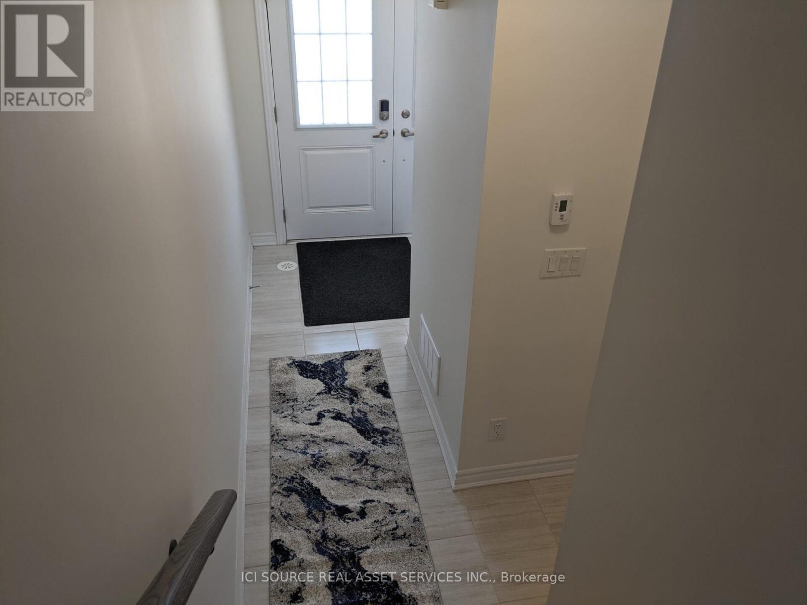 18 Mappin Way, Whitby, Ontario  L1R 0R4 - Photo 10 - E12698362