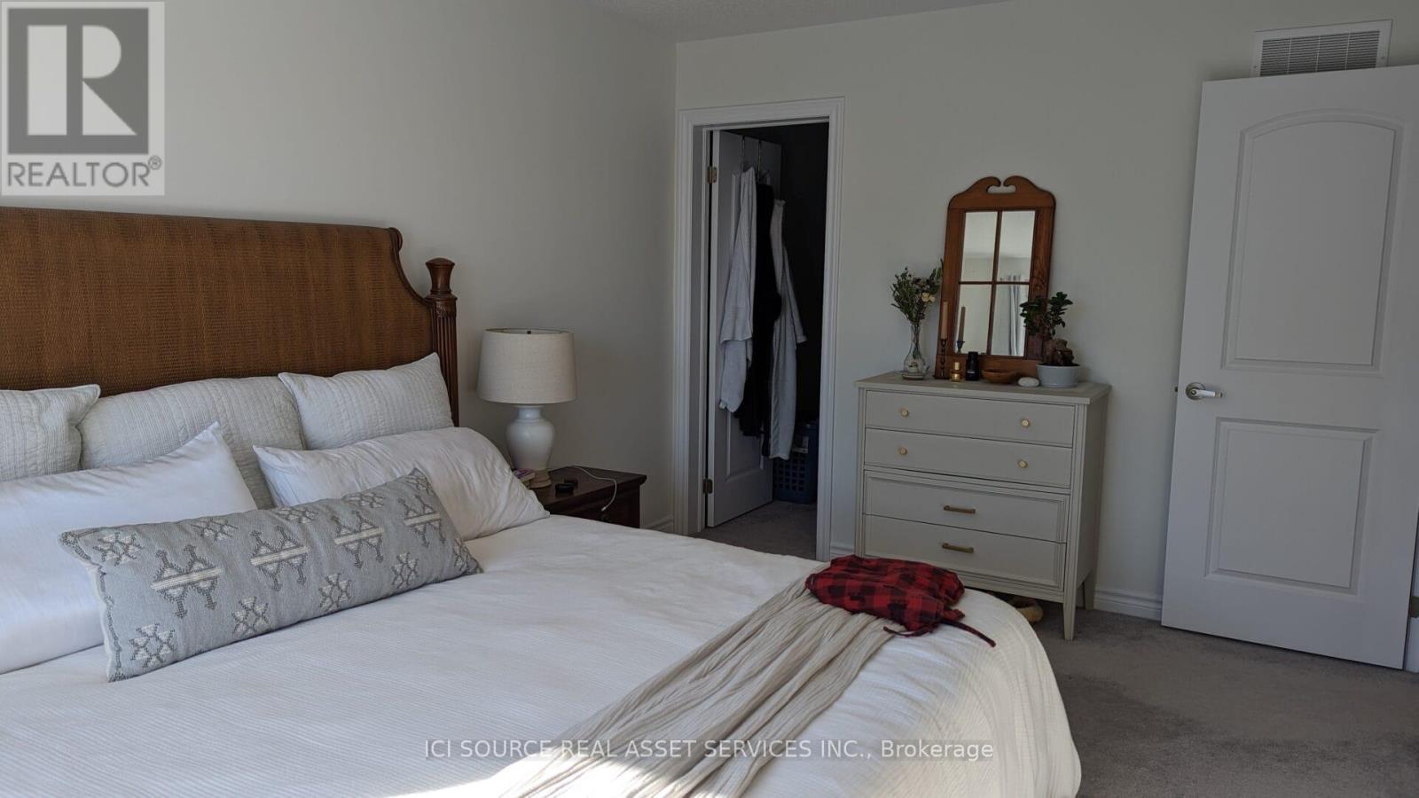 18 Mappin Way, Whitby, Ontario  L1R 0R4 - Photo 12 - E12698362