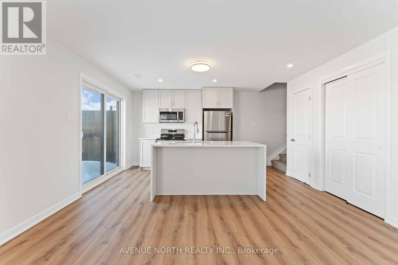 1213 Creekway Private, Ottawa, Ontario  K2T 0T1 - Photo 14 - X12746032