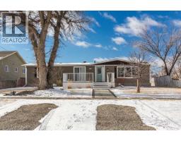 356 N 300 Street E, Raymond, Alberta