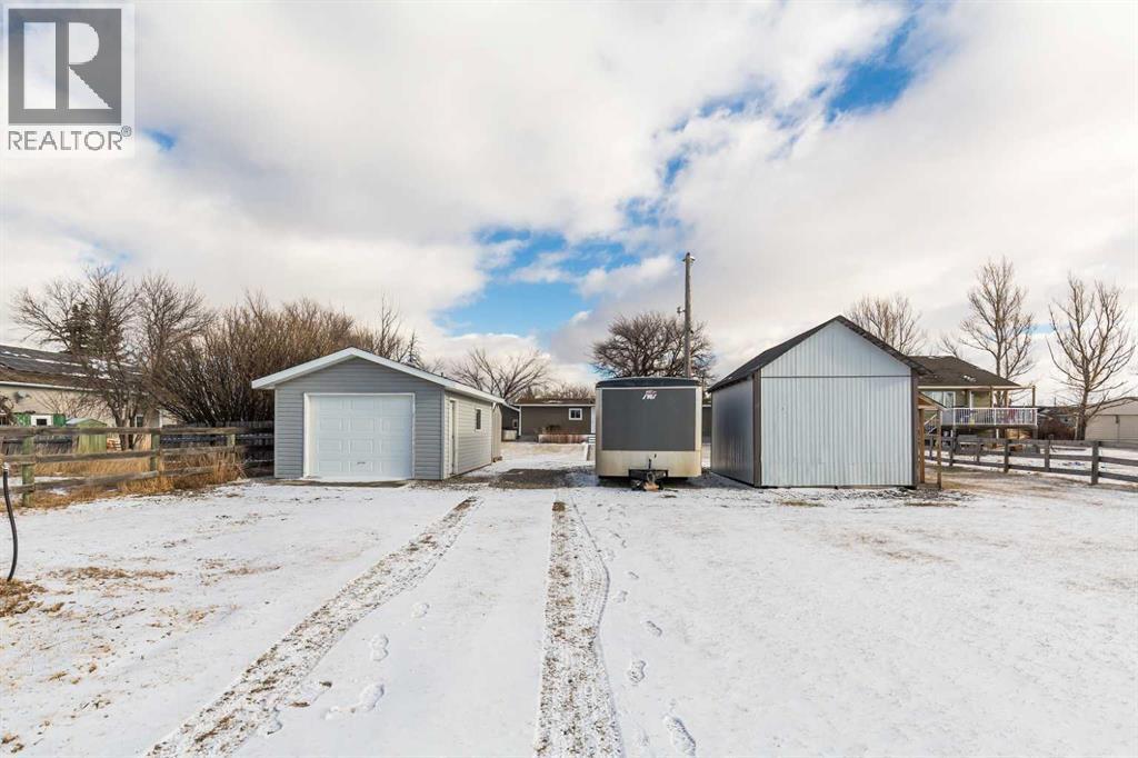 356 N 300 Street E, Raymond, Alberta  T0K 2S0 - Photo 33 - A2280947