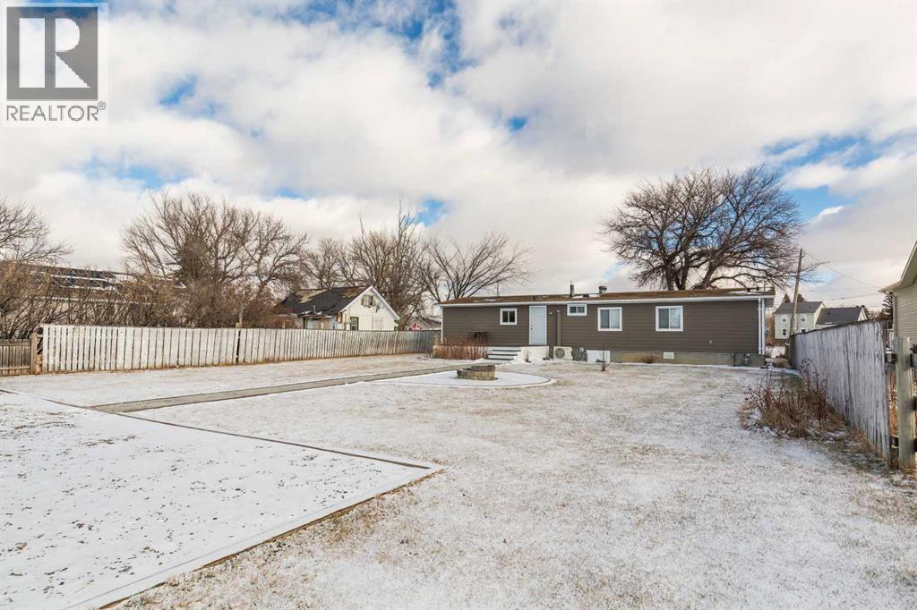 356 N 300 Street E, Raymond, Alberta  T0K 2S0 - Photo 34 - A2280947