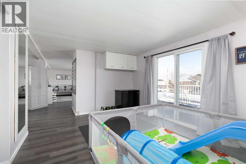 356 N 300 Street E, Raymond, Alberta  T0K 2S0 - Photo 16 - A2280947