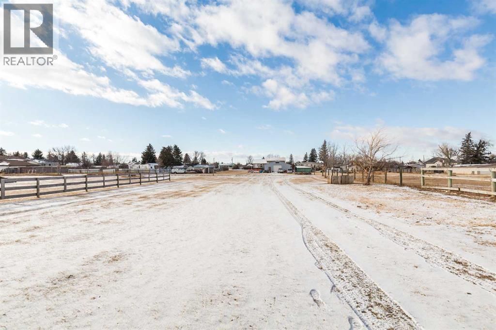 356 N 300 Street E, Raymond, Alberta  T0K 2S0 - Photo 36 - A2280947