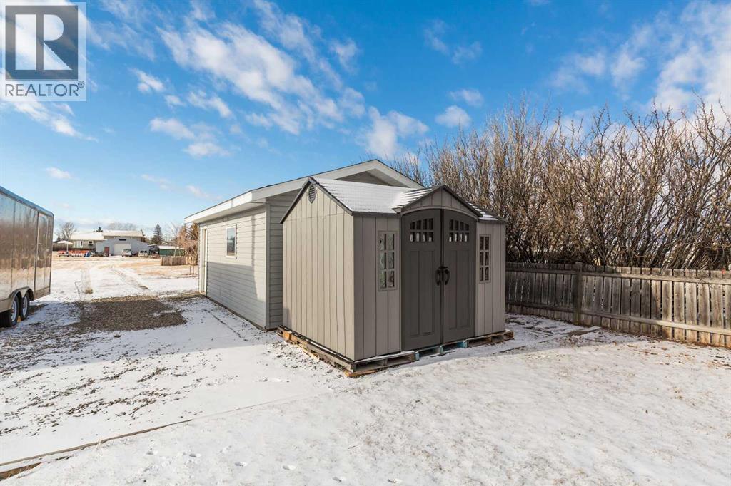 356 N 300 Street E, Raymond, Alberta  T0K 2S0 - Photo 28 - A2280947