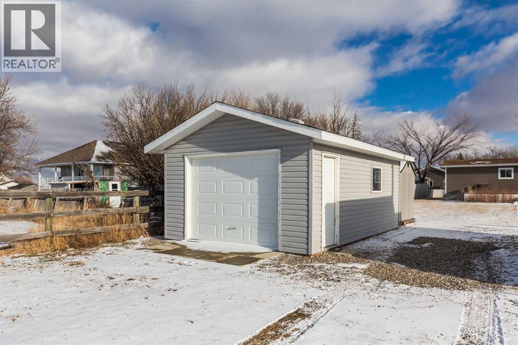 356 N 300 Street E, Raymond, Alberta  T0K 2S0 - Photo 29 - A2280947