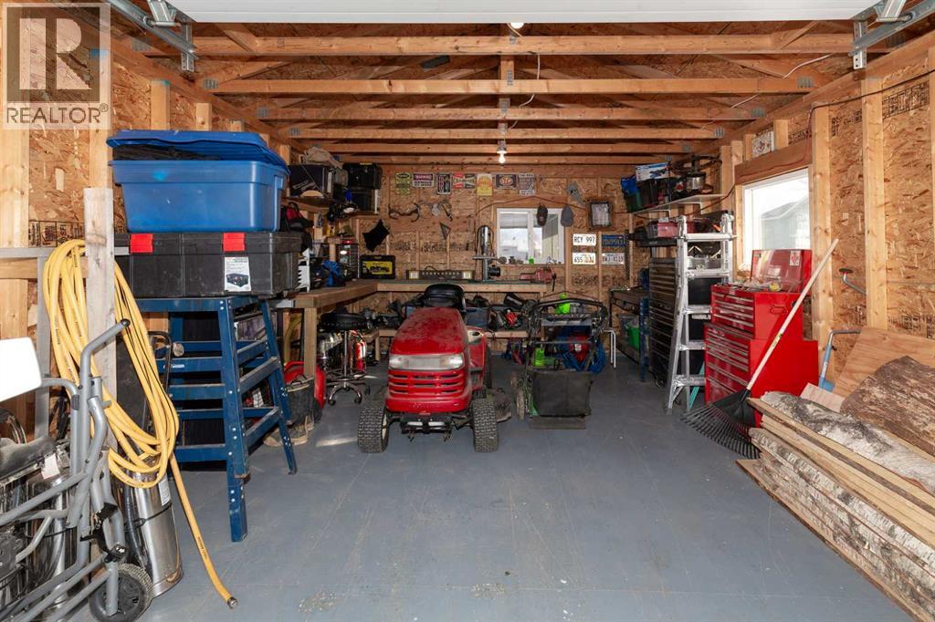 356 N 300 Street E, Raymond, Alberta  T0K 2S0 - Photo 30 - A2280947