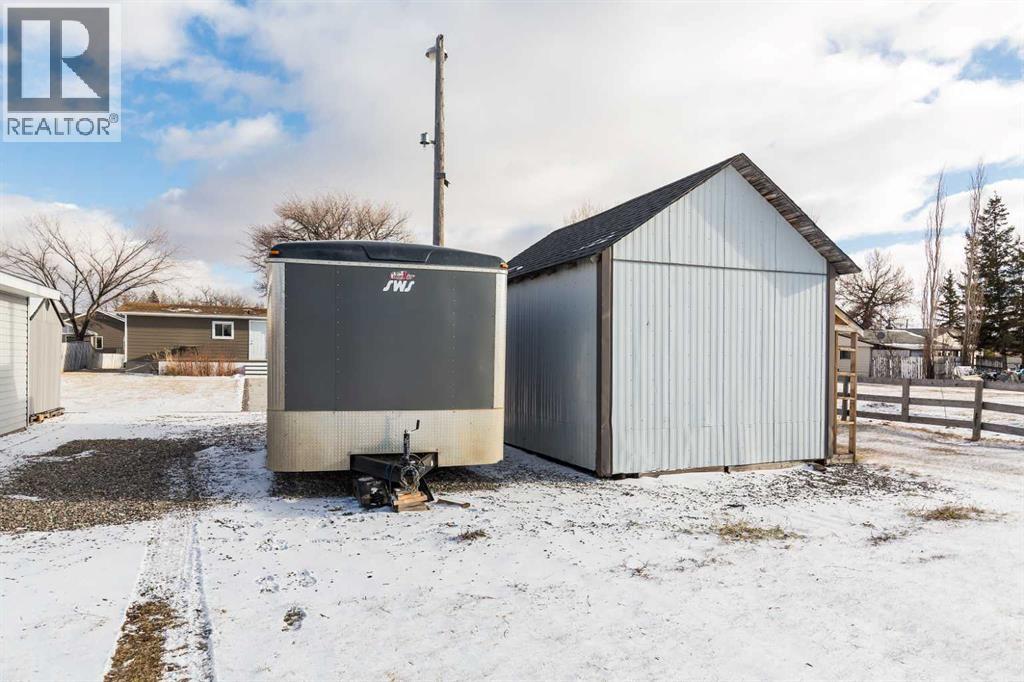 356 N 300 Street E, Raymond, Alberta  T0K 2S0 - Photo 31 - A2280947