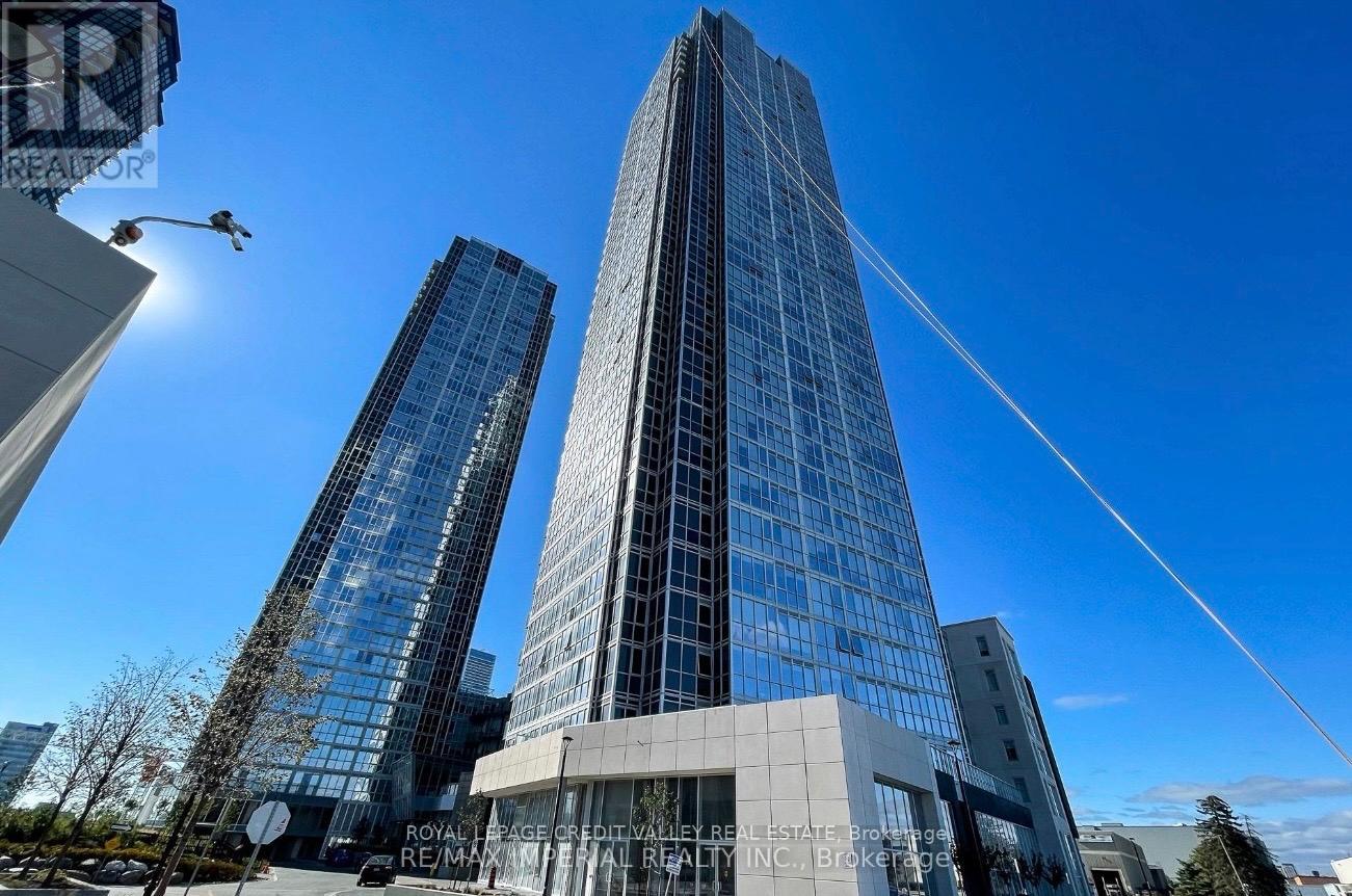 701 - 2916 Highway 7 Road, Vaughan (Concord), Ontario  L4K 0K6 - Photo 2 - N12746076