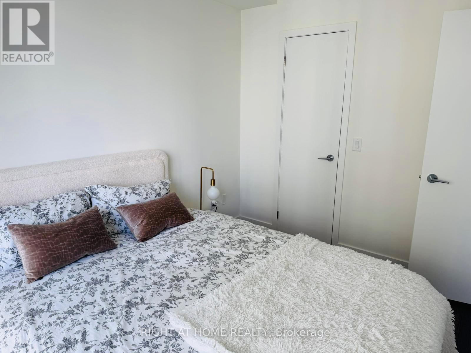 1810 - 89 Church Street, Toronto, Ontario  M5C 2G3 - Photo 10 - C12745442