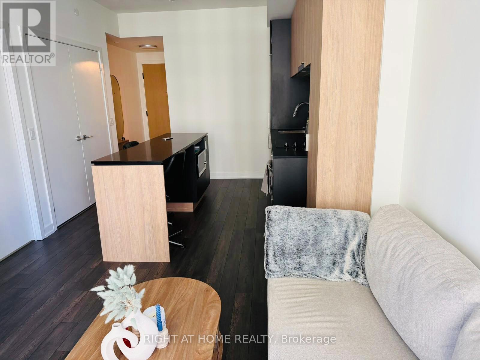 1810 - 89 Church Street, Toronto, Ontario  M5C 2G3 - Photo 12 - C12745442