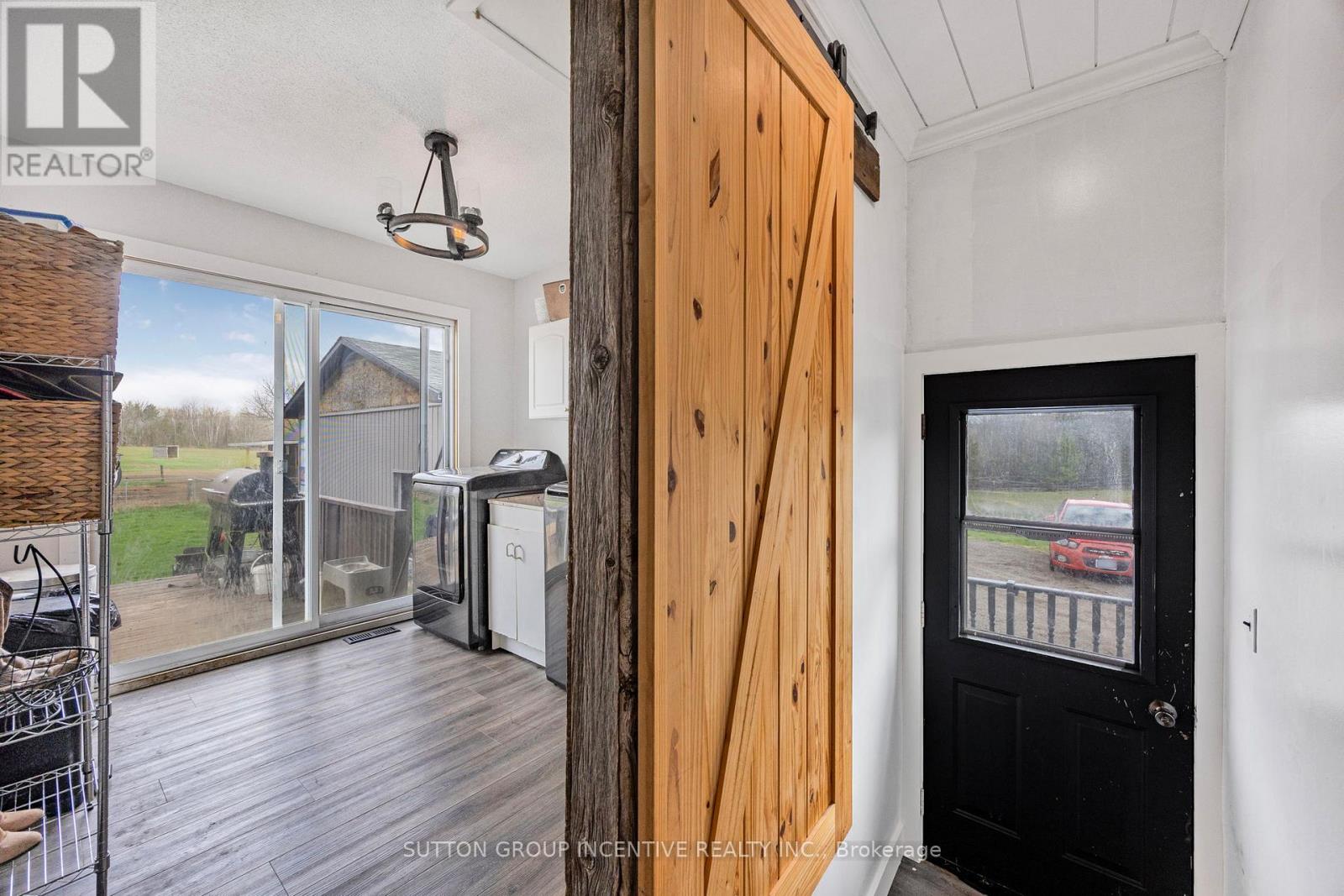 2266 Foxmead Road, Oro-Medonte, Ontario  L0K 1E0 - Photo 26 - S12746058