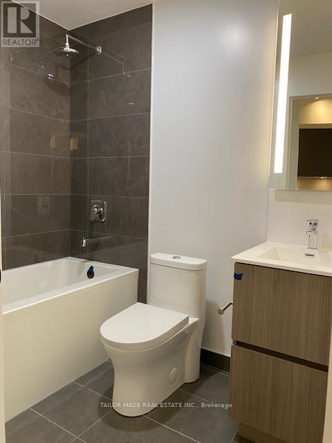 503 - 220 Missinnihe Way, Mississauga, Ontario  L5H 0A7 - Photo 6 - W12746028