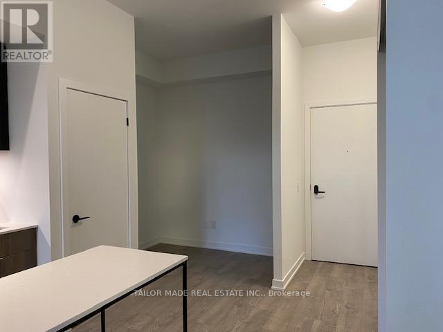 503 - 220 Missinnihe Way, Mississauga, Ontario  L5H 0A7 - Photo 7 - W12746028