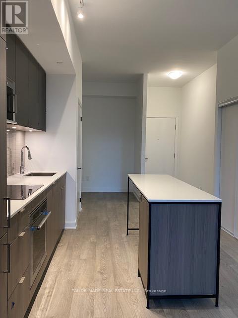 503 - 220 Missinnihe Way, Mississauga, Ontario  L5H 0A7 - Photo 8 - W12746028