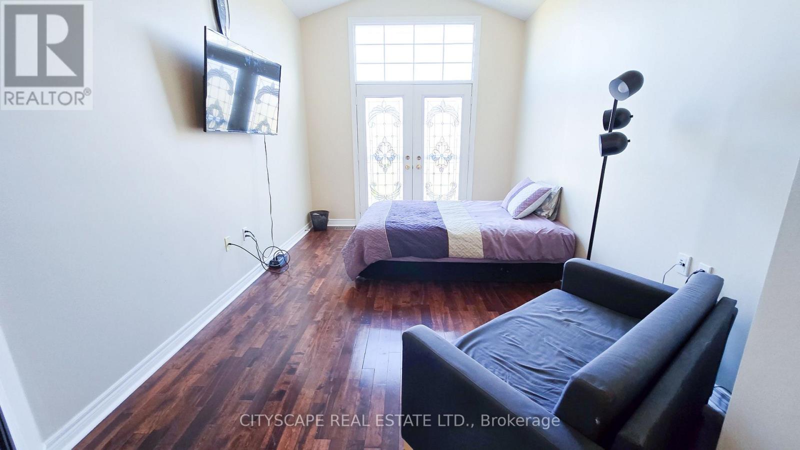 Upper - 121 Ashdale Road, Brampton, Ontario  L6Y 5N2 - Photo 14 - W12746030