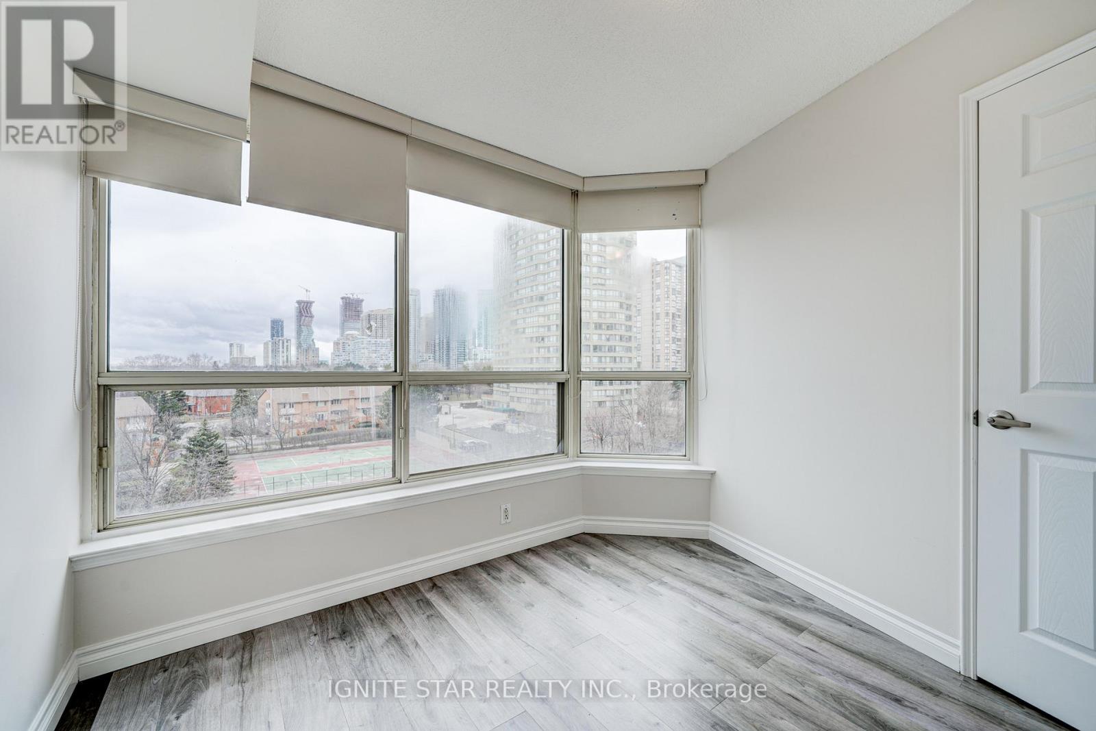 801 - 55 Elm Drive W, Mississauga, Ontario  L5B 3Z3 - Photo 25 - W12746066