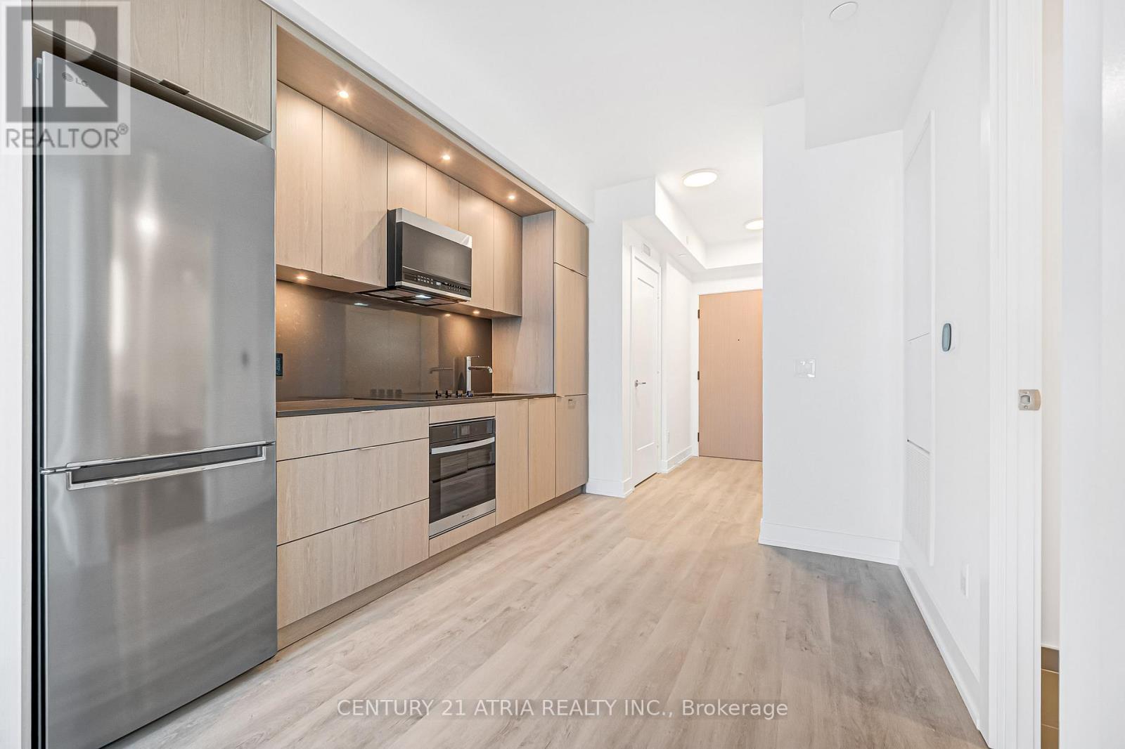 801 - 60 Central Park Roadway, Toronto, Ontario  M9A 0E6 - Photo 10 - W12746070