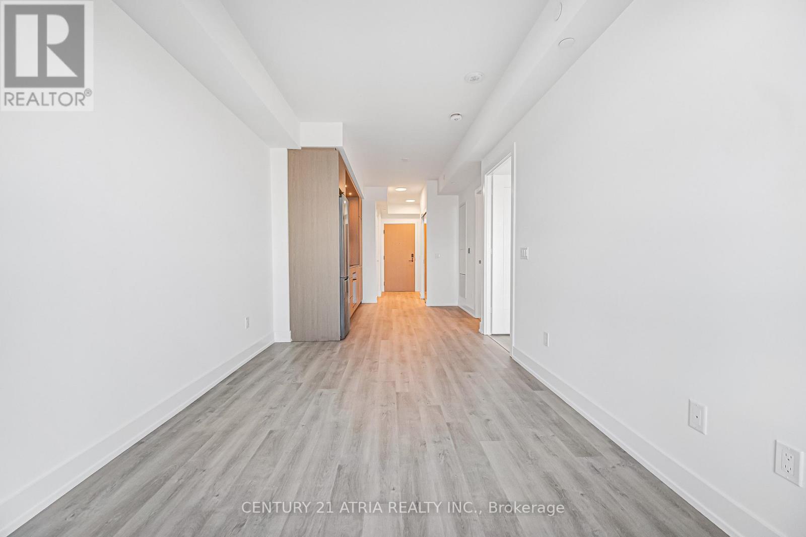 801 - 60 Central Park Roadway, Toronto, Ontario  M9A 0E6 - Photo 18 - W12746070